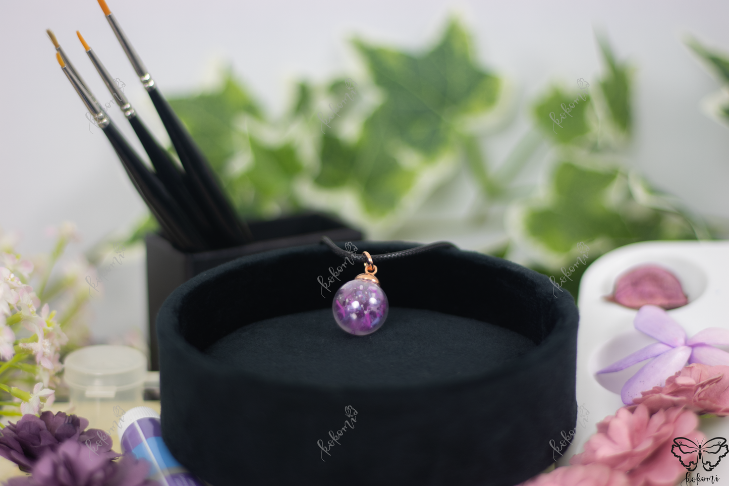 Speckl'd Mixed Purple Resin/Glass Pendant